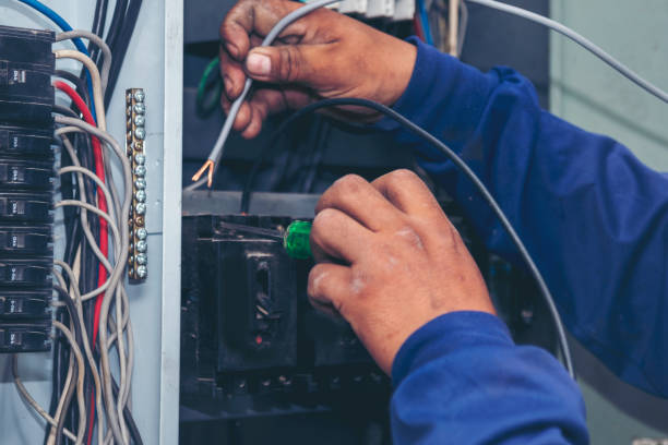Best Emergency Electrical Repair  in Independence, OH